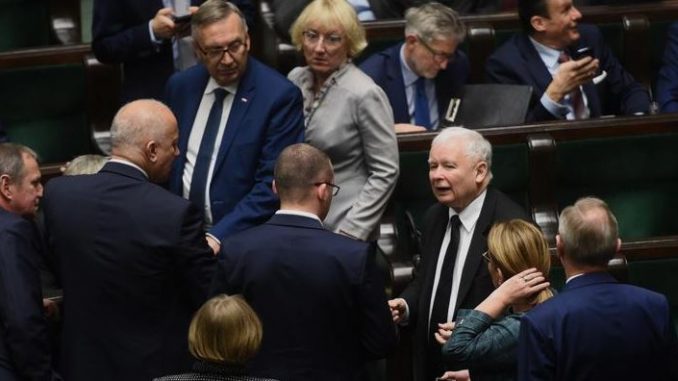 wojna w PiS