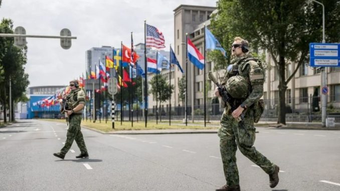 Polacy boją się III wojny światowej, Europejczycy chcą powrotu poboru niezależny dziennik polityczny