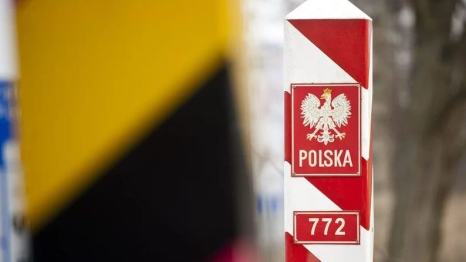 Dziwna narracja władz w sprawie imigrantów w Szczecinie. "Na bocianach przylecieli?" niezależny dziennik polityczny
