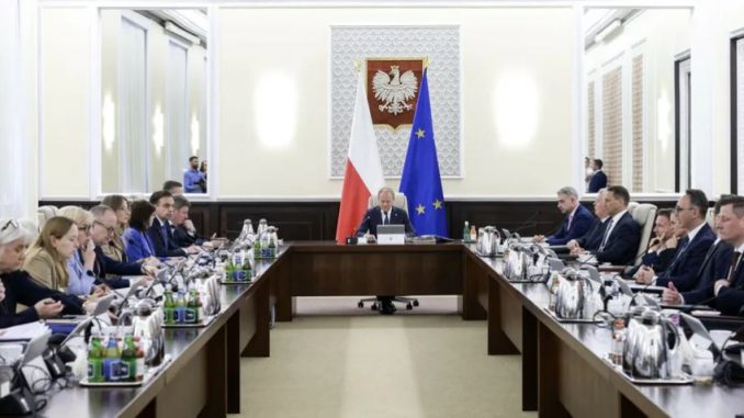 niezależny dziennik polityczny