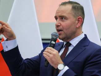 niezależny dziennik polityczny