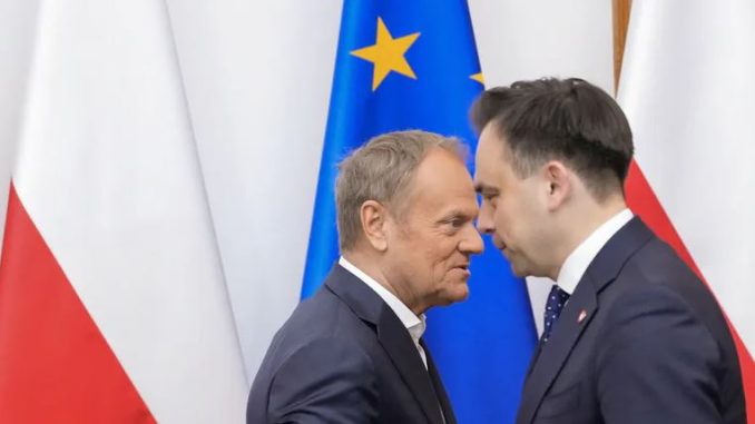 Rząd stosuje budżetową sztuczkę PiS? "Prawdziwy dług jest większy" niezależny dziennik polityczny