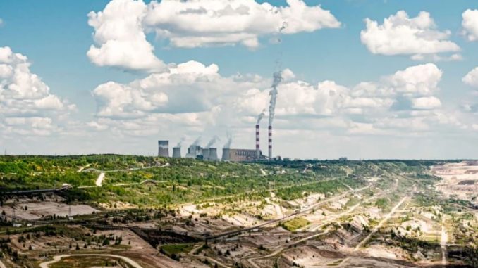 Wielomilionowe oszustwa na szkodę Elektrowni Bełchatów. Zamiast innowacyjnego środka sprzedawali... wodę niezależny dziennik polityczny