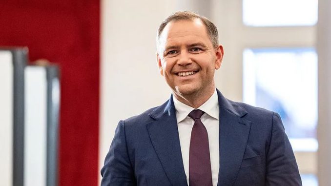 niezależny dziennik polityczny