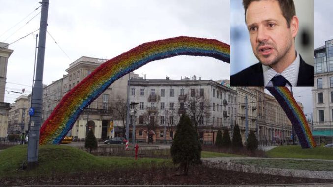 Tak Warszawa bawi się za pieniądze Polaków. "700 tys. zł za tęczę LGBT+" niezależny dziennik polityczny