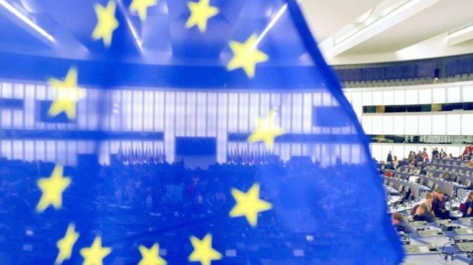 Unijna inwazja na nasze dane! Największy w historii zamach na prywatność niezależny dziennik polityczny