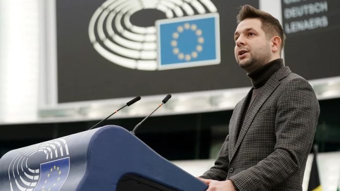 "Na Polskę nakładaliście sankcje, dziś Niemcy robią to samo i nic". Mocne wystąpienie Jakiego w PE niezależny dziennik polityczny
