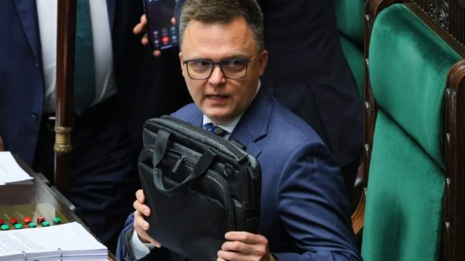 Wysokie pensje i gigantyczne faktury. Polska 2050 szasta milionami z subwencji niezależny dziennik polityczny