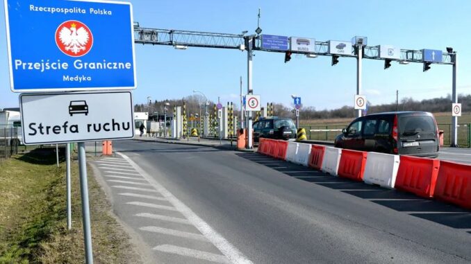 Ukraina reaguje na zmianę przepisów w Polsce. "Nie możemy ignorować" niezależny dziennik polityczny