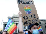 Tradycja kontra nowoczesność: Czy polityka UE szkodzi polskiej rodzinie?