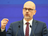 Polska płaci miliony zł odszkodowań. Minister wywołuje prezydenta