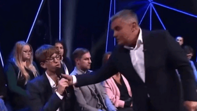 Spięcie w TVP Info. Marek Czyż wyrwał mikrofon niezależny dziennik polityczny