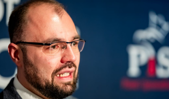 niezależny dziennik polityczny