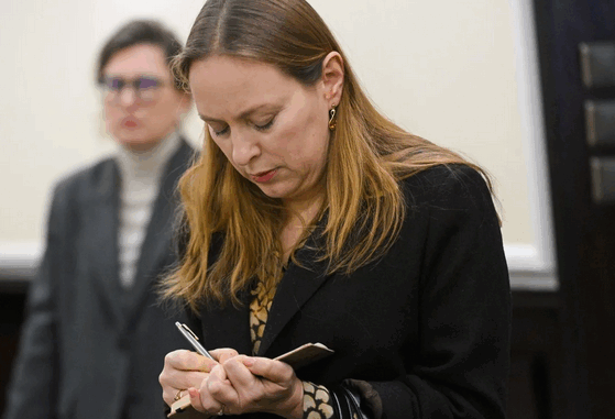 niezależny dziennik polityczny