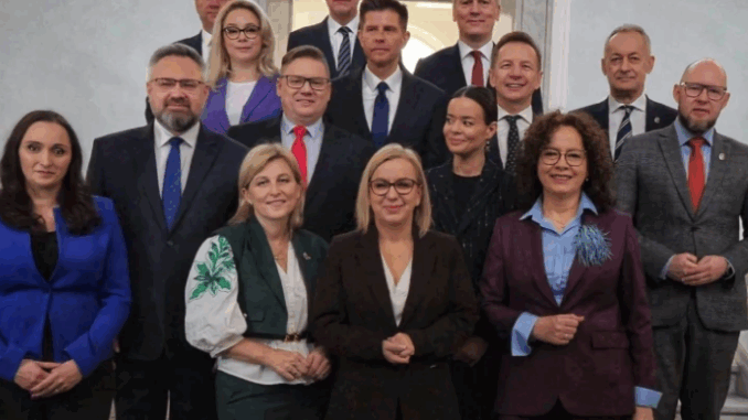 niezależny dziennik polityczny