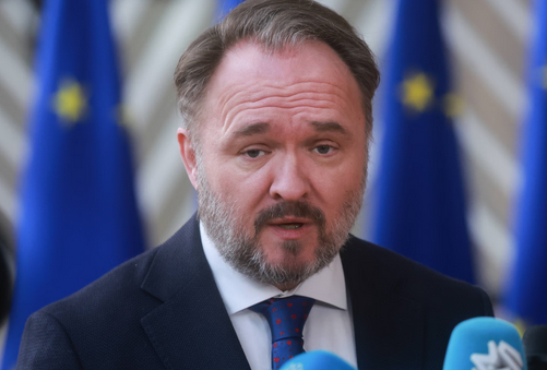 niezależny dziennik polityczny