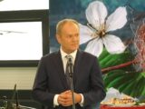 Donald Tusk apeluje o pokój podczas wzruszającego spotkania wielkanocnego z żołnierzami