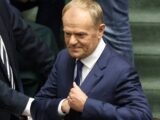 Donald Tusk krytykuje podwójne weta prezydenta i decyzje PiS-u