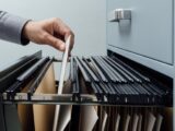 Wzrost szarej strefy w Polsce: wyzwanie dla regulacji i gospodarki
