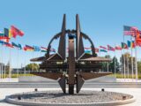 USA wycofują wojska z Niemiec: strategiczne wyzwanie dla NATO