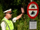 Rozszerzony zakaz omijania korków w Tyrolu: Co muszą wiedzieć kierowcy