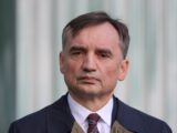 Zagadkowy Wjazd Zbigniewa Ziobry do USA: Tajemnice i Polityczne Kontrowersje