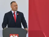 Polacy podzieleni w kwestii systemu władzy: sondaż Onetu ujawnia preferencje