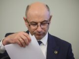 Przełożony wybór prezesa IPN wywołuje polityczne napięcia