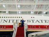 Donald Trump prezentuje nowy Air Force One otrzymany od Kataru