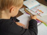 Polska szkoła krytycznie oceniana przez obywateli: brak przygotowania do życia