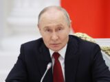 Putin zapewnia o postępach inwazji mimo ukraińskich ataków w Rosji