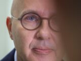 Kontrowersyjna habilitacja posła Kropiwnickiego budzi pytania o jakość recenzji