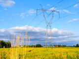 Paradoksy opłaty mocowej utrudniają rozwój energii odnawialnej w Polsce