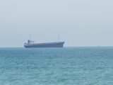 Napięcia wokół cieśniny Ormuz: USA i Iran w sporze o szlak morski