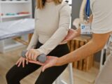 Rewolucyjne zmiany w rehabilitacji na NFZ: Co czeka pacjentów od 2027 roku?