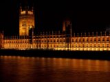Keir Starmer przeprasza za przymusowe adopcje: Rany historii Wielkiej Brytanii
