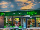 Awaria w sklepach Żabka: problemy z systemem rabatowym