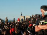 Kontrowersje wokół inwazji migrantów na Ceutę: Rola króla Maroka