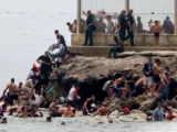 Hiszpania zwiększa ochronę granicy w Ceucie przed możliwym napływem migrantów