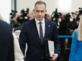 Obchody Święta Wojska Polskiego z Defiladą i Kontrowersjami Politycznymi