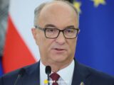 Polityczny Konflikt: Czarzasty Krytykuje Brak Decyzji Nawrockiego